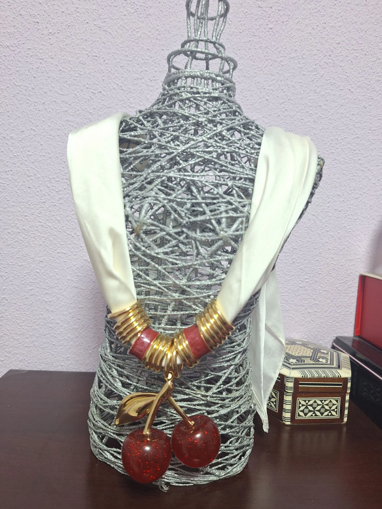 Collar maxi de cerezas 🍒 XL efecto satén y dorado | Original, retro, pin up, coquette